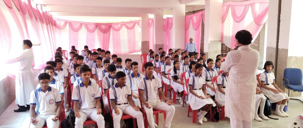 filter: 0; fileterIntensity: 0.0; filterMask: 0; module: e; 
hw-remosaic: 0; 
touch: (0.42222223, 0.42222223); 
modeInfo: ; 
sceneMode: Auto; 
cct_value: 0; 
AI_Scene: (-1, -1); 
aec_lux: 235.62509; 
hist255: 0.0; 
hist252~255: 0.0; 
hist0~15: 0.0;