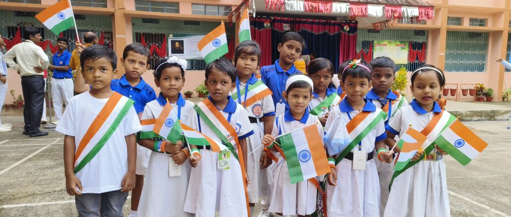 filter: 0; fileterIntensity: 0.0; filterMask: 0; captureOrientation: 0;
algolist: 0;
multi-frame: 1;
brp_mask:0;
brp_del_th:null;
brp_del_sen:null;
delta:null;
module: photo;hw-remosaic: false;touch: (-1.0, -1.0);sceneMode: 8;cct_value: 0;AI_Scene: (-1, -1);aec_lux: 0.0;aec_lux_index: 0;albedo:  ;confidence:  ;motionLevel: -1;weatherinfo: weather?null, icon:null, weatherInfo:100;temperature: 42;